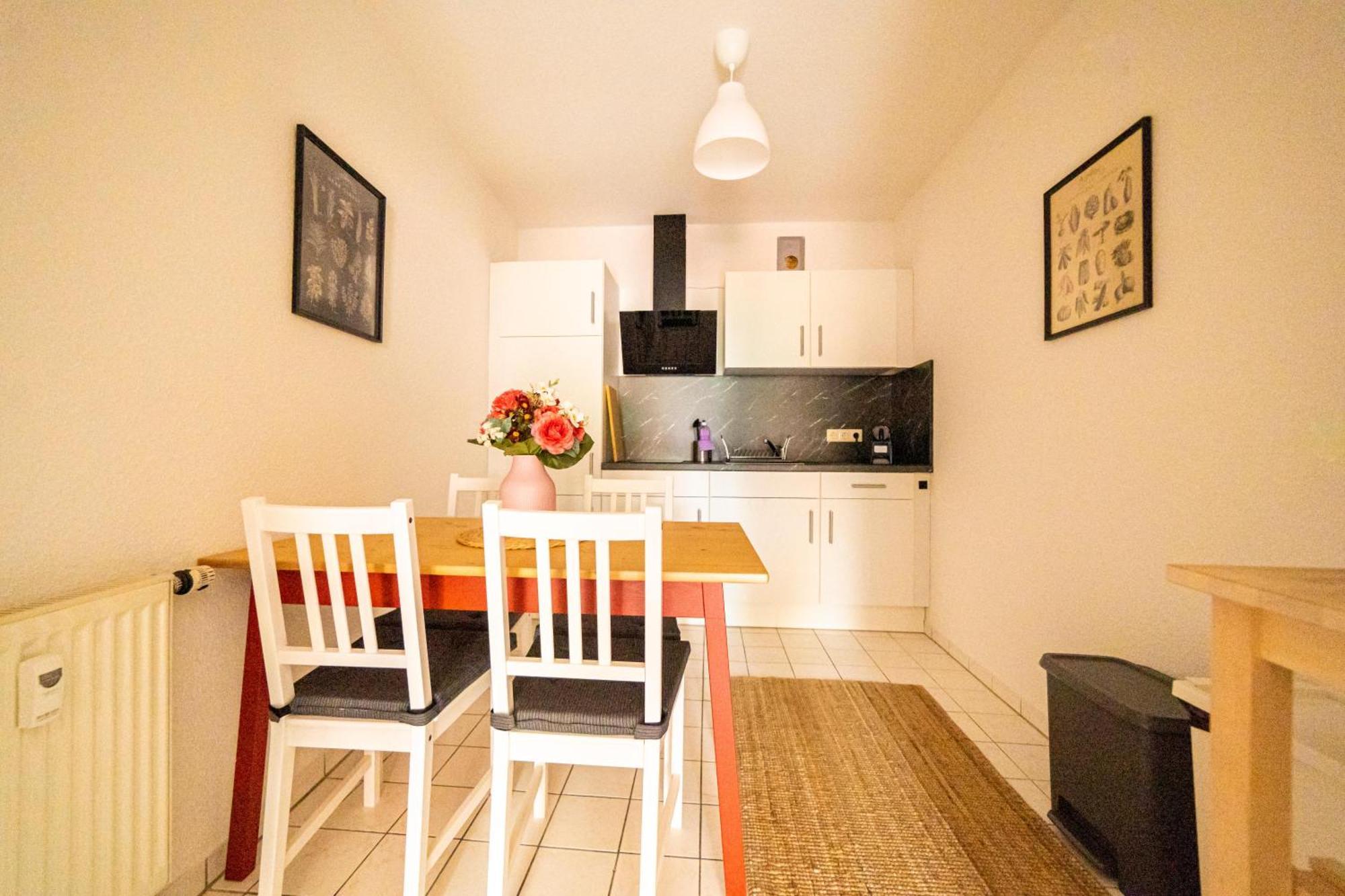 Fullhouse - Eisenach - K70 Apartments - Elevator - Balcony - Smarttv Esterno foto